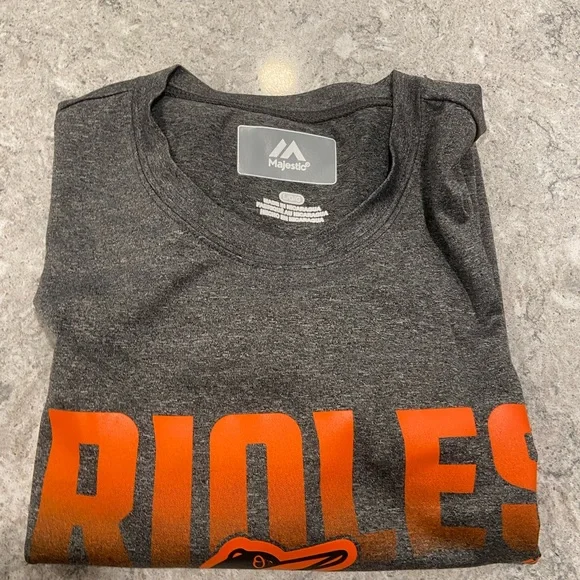 Baltimore Orioles MLB Majestic Charcoal T-Shirt-Large - Picture 6 of 6
